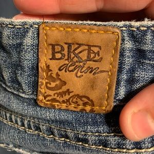 Women’s Buckle jeans size 27